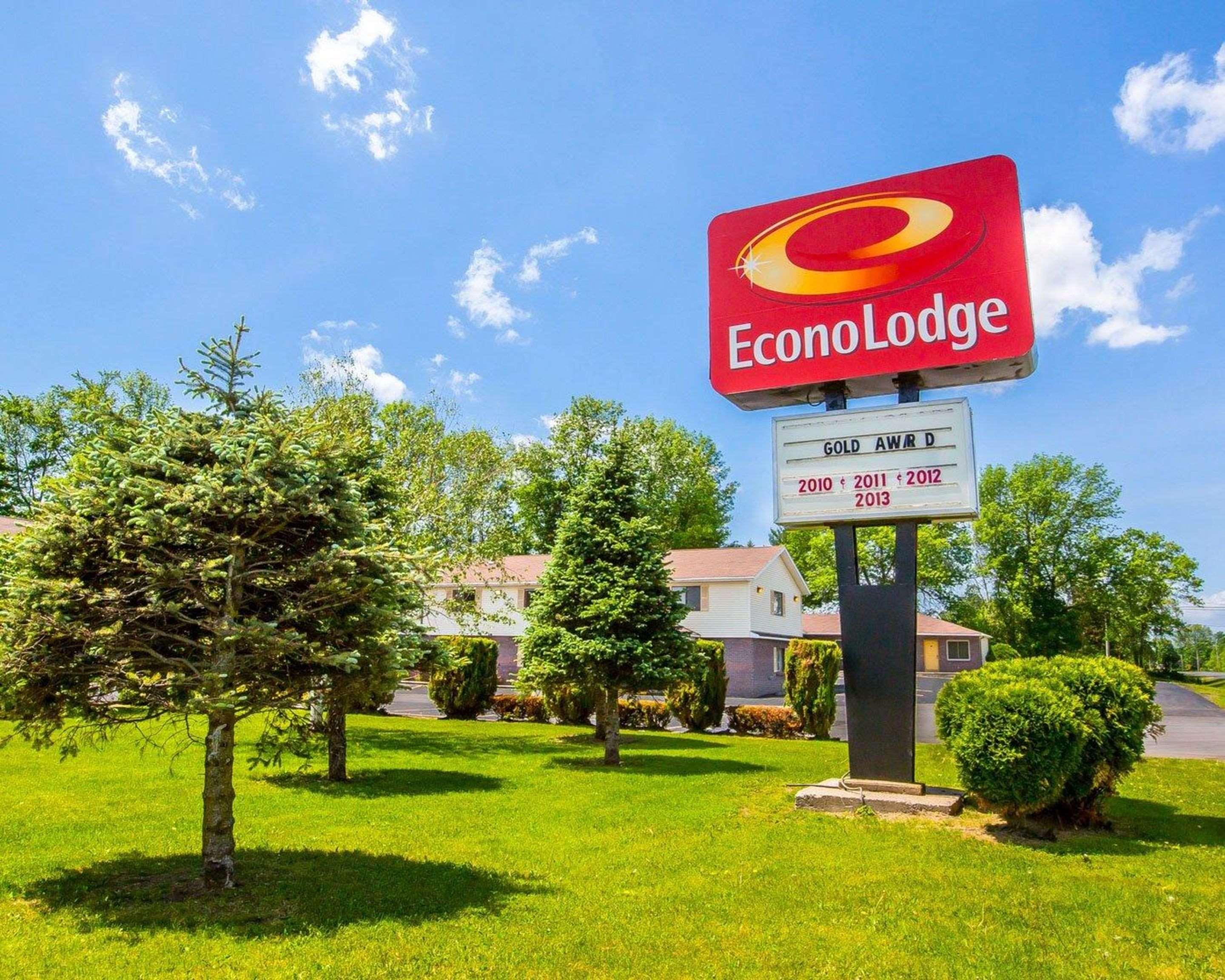 Surestay By Best Western Massena Exterior foto