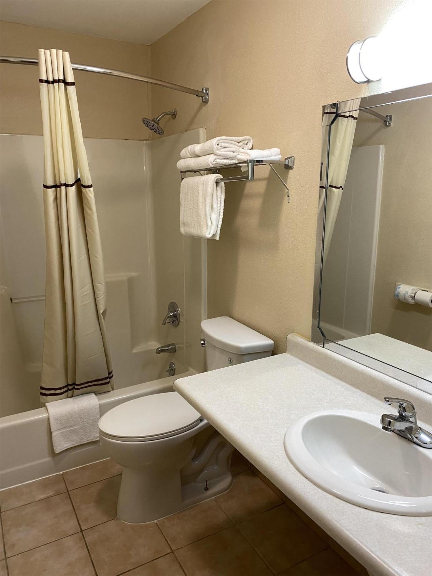 Surestay By Best Western Massena Exterior foto